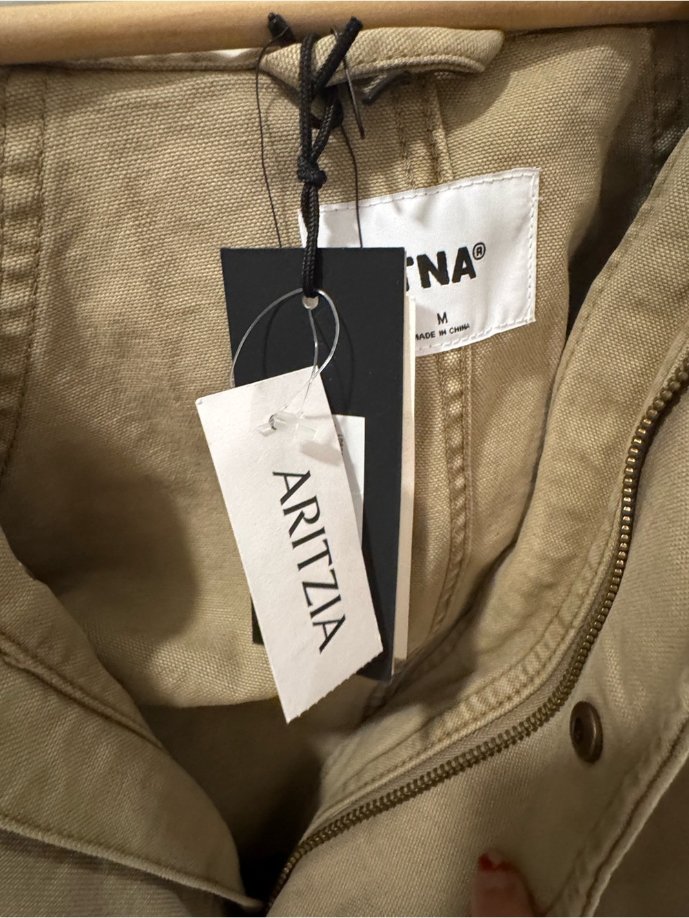 NWT aritzia TNA jasper field jacket in vintage tan khaki / size m - Picture 6 of 6